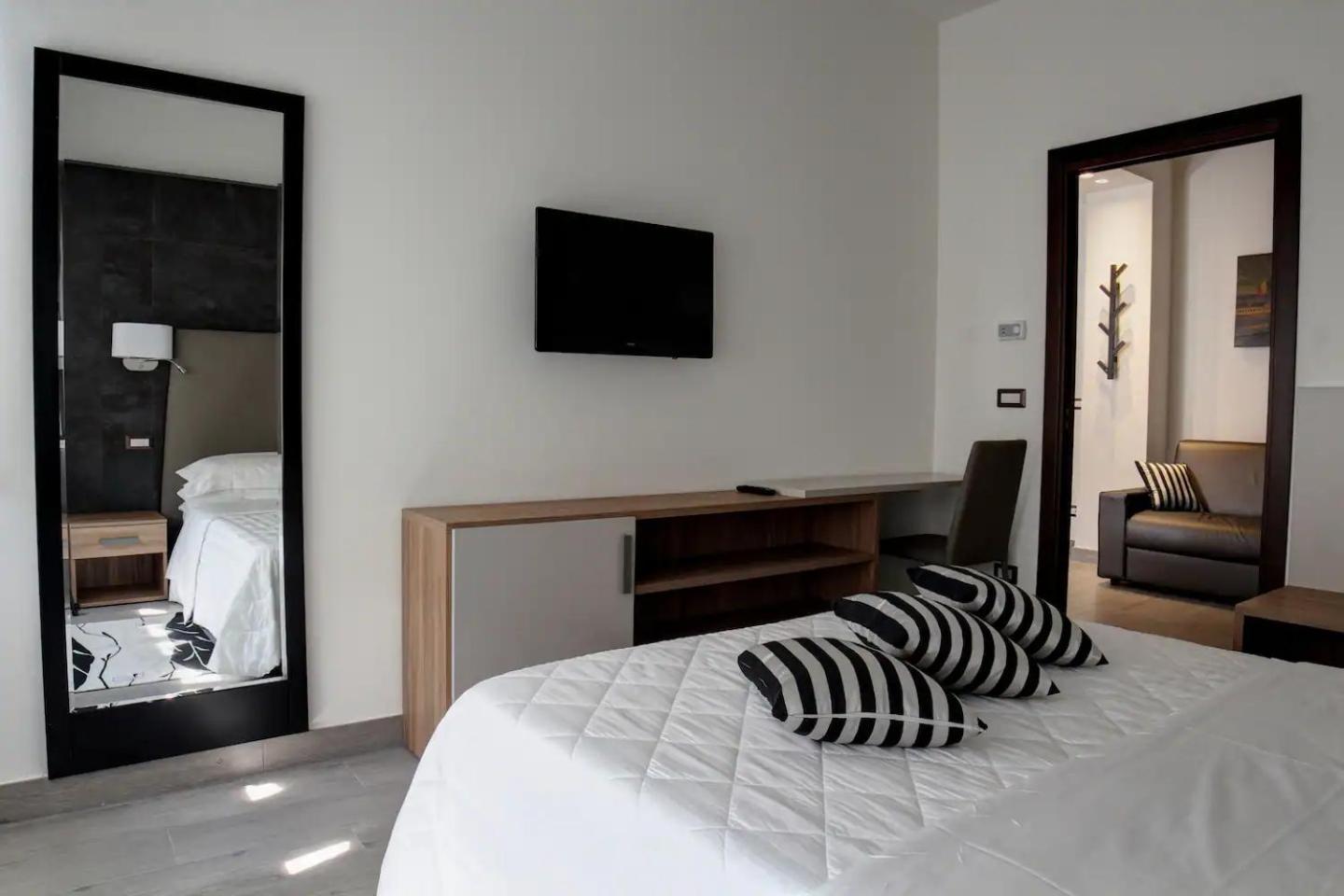 Arsenale Turin Rooms Екстер'єр фото